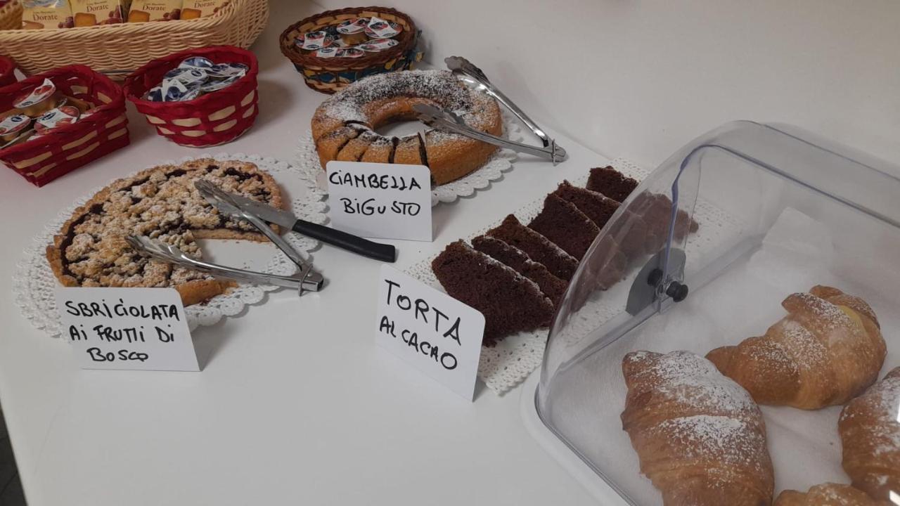 Al Giglio - Affittacamere Cariati Zewnętrze zdjęcie